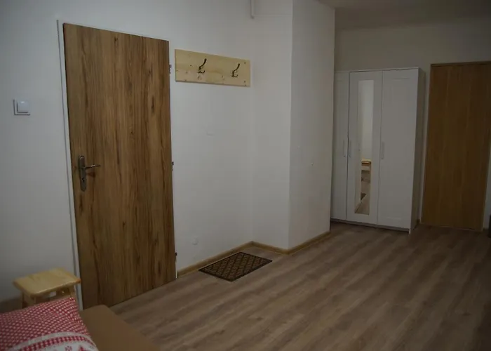Nocleg ze śniadaniem U Broucku *